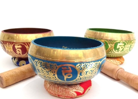 Cuenco torneado 200-250 grs. colores