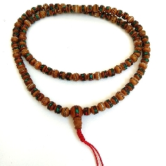 Mala madera con pedrería 2