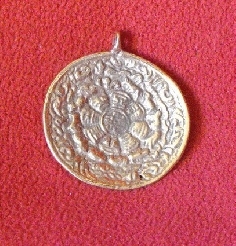 Colgante doble dorje metal 2