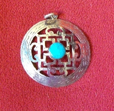 Medallón Mandala alpaca calado