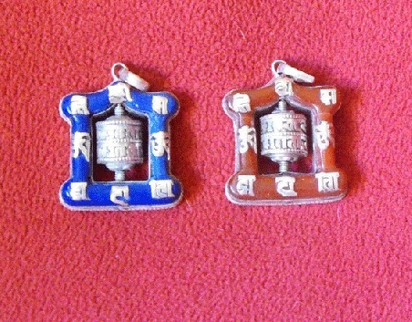 Colgante ruedas de oración pedrería