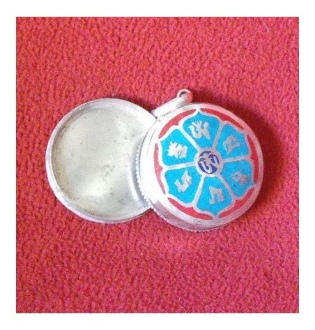 Colgante Gau Om mane esmaltado