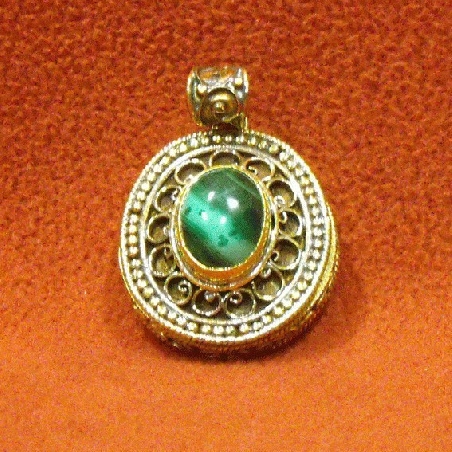 colgmet130- Gau filigrana y piedra natural