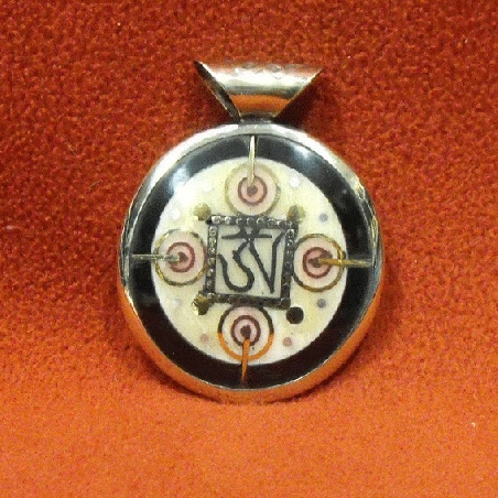 colgmet142- Colgante ojos de buda- doble dorje