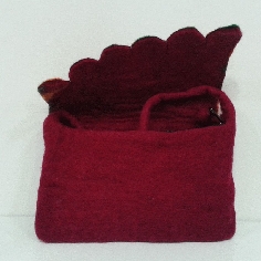 Bolsito hoja 22 cms anco, 13 cms largo 2