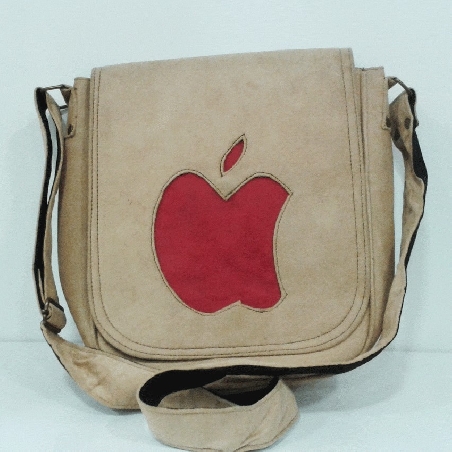 Bolso pachwork Om pequeño 28 cms ancho, 25 cms alto