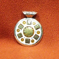 colgmet217-colgante ojo de buda con mantra 2