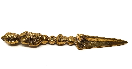 Furba pequeña dorada