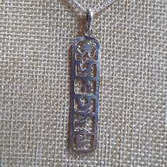 Colgante de plata "Om mane padme hum"- colgplat17