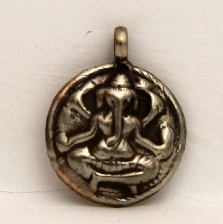 Colgmet214- colgante Ganesh pequeño