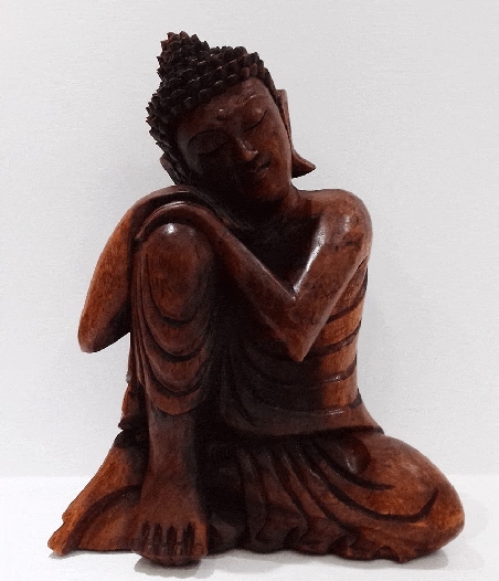 Buda sobre rodilla 30 cms.