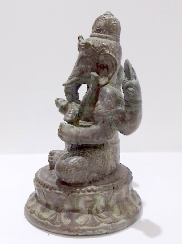 Ganesh de bronce envejecido