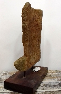 Cabeza de Buda en piedra 50 cms. 2