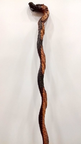 Bastón de madera dragón