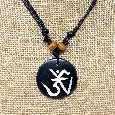 Colgante de hueso Om Colghu34 (3 unidades)