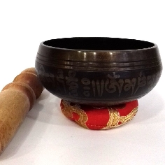 Cuenco torneado oscuro 9 cms. extra.