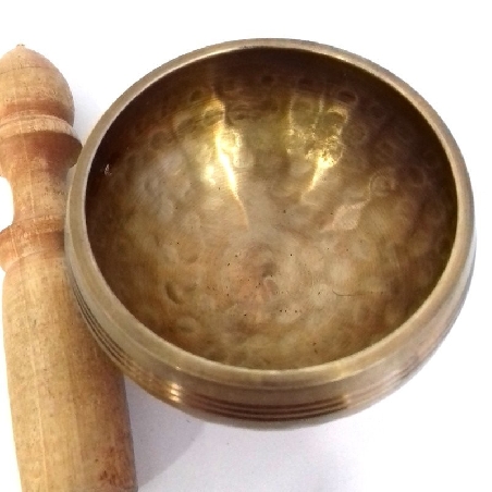 Cuenco torneado amartillado 300 grs.