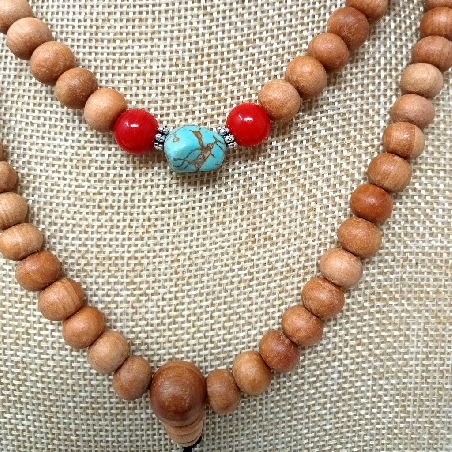 Mala  de palo de rosa color natural con turquesa
