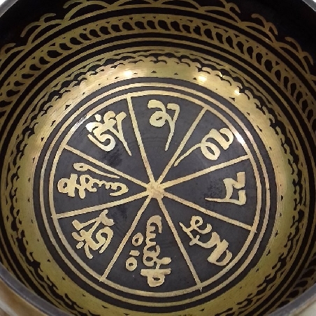 Cuenco torneado 600 grs. negro y dorado