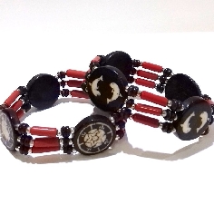 Pusera de hueso roja y negra