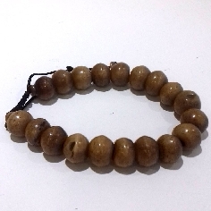 Pulsera de hueso envejecida 12 mms.