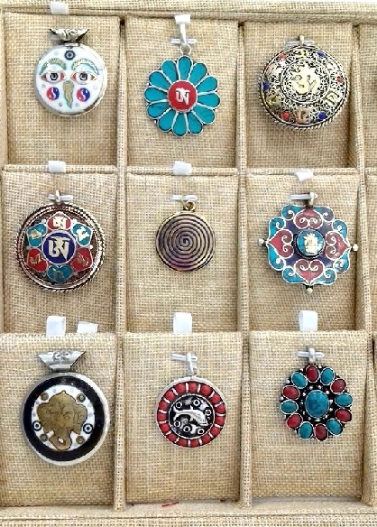 Set de 9 colgantes C-2