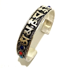 Pulsera alpaca "om mane..." 3 piedritas