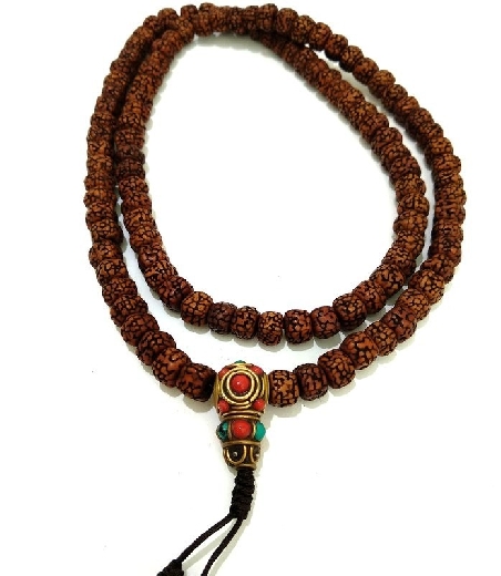 Mala de Rudraksa fina con estupa de pedrería
