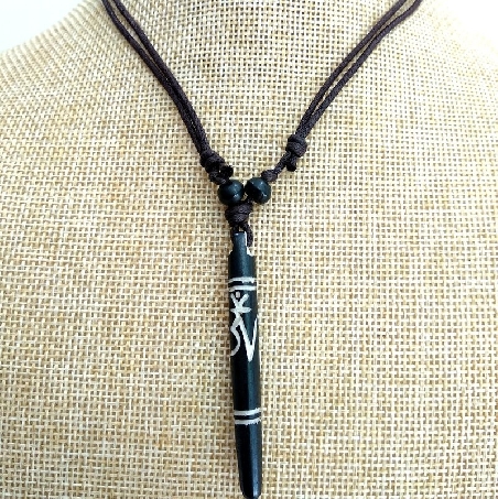 Colgante de hueso cilindrico "Om tibetano" colghu47 (3 unidades)