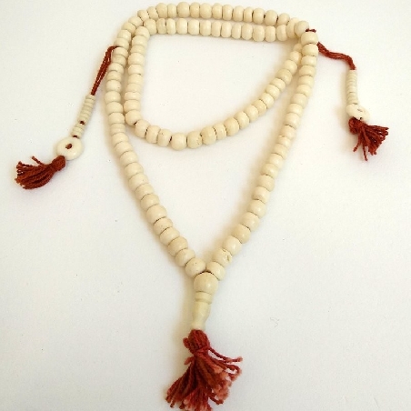 Mala de hueso natural