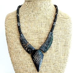 Collar de hueso Collhu18