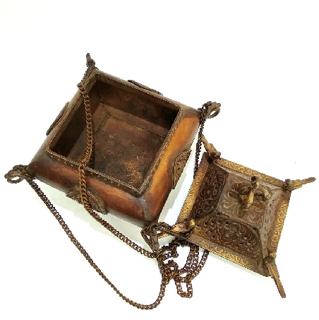 Incensario para colgar Newari