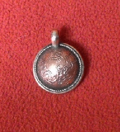 colgante-moneda-pequeno