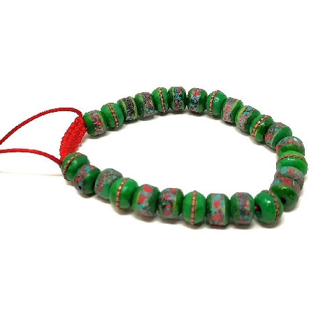 Pulsera de hueso esmaltado verde con pedrería