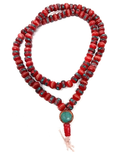 Mala hueso con pedrería rojo