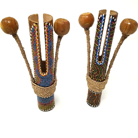 Maraca de bambú colores