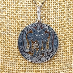 Colgante de plata "Flor de loto"