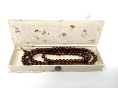 Caja de Lokta solarizada