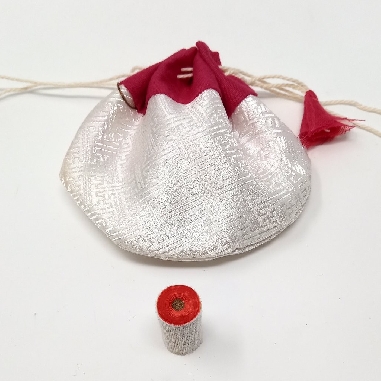 Mantra Tara blanca + bolsita de seda