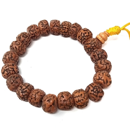 Pulsera rudraksa pulida fina