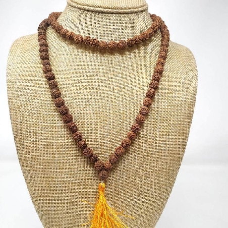 Japamala de rudraksa