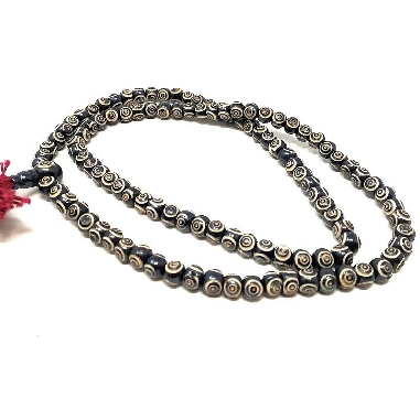 Japamala de hueso oscuro grabado