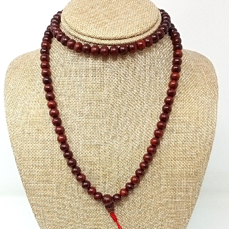 Japamala de palo de rosa rojo