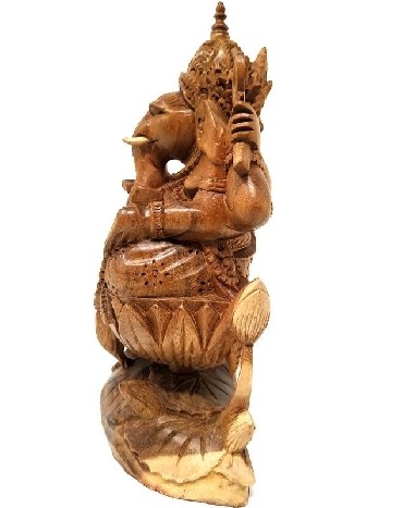 Ganesh sobre loto en madera- 23 cms.