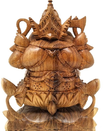 Ganesh sobre loto en madera- 23 cms.