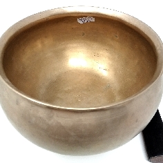 Cuenco 7 metales antiguo Mus8- 15 cms. 2