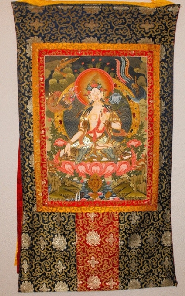 tara-blanca-con-brocado-azul-rojo-extragrande-gran-calidad