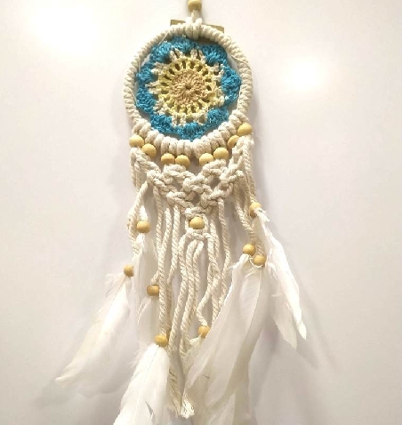 Atrapasueños macramé Mandala Apas4- 30x10 cms. Atrapasueños macramé Mandala Apas4- 30x10 cms.