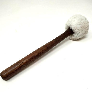 Maza de golpeo acolchada blanca 24 x 5,5 cms.