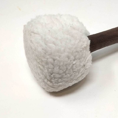 Maza de golpeo acolchada blanca 24 x 5,5 cms.